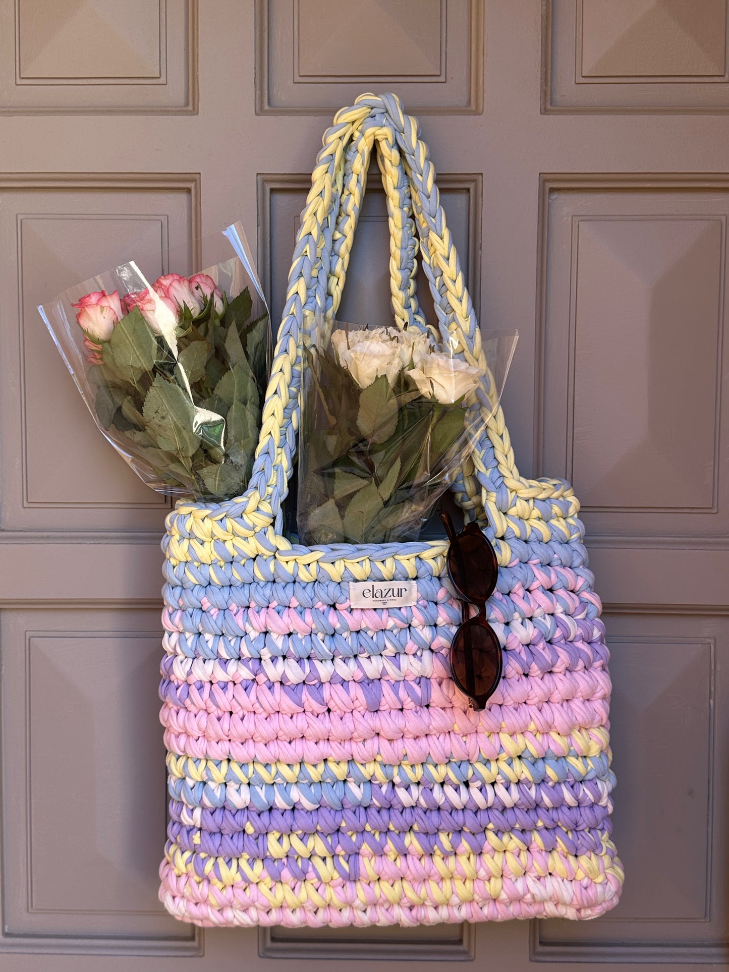 Tote bag